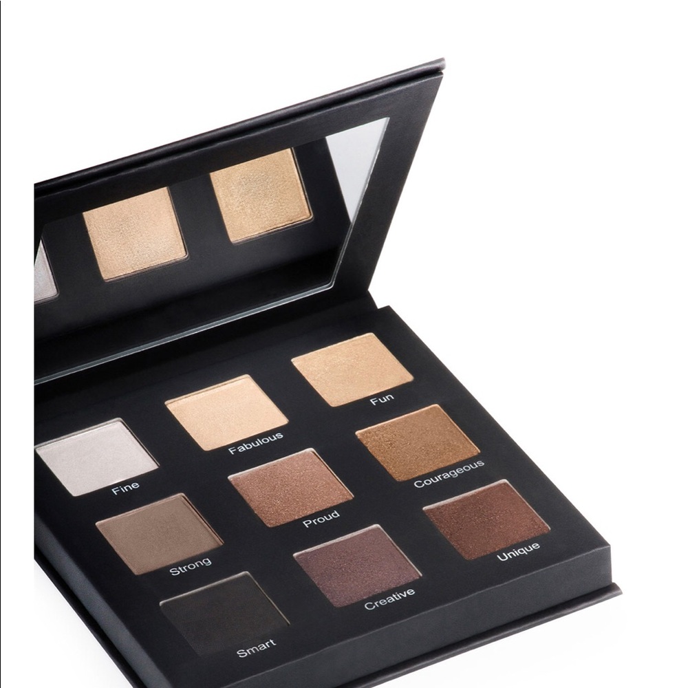 RealHer I eyeshadow palette